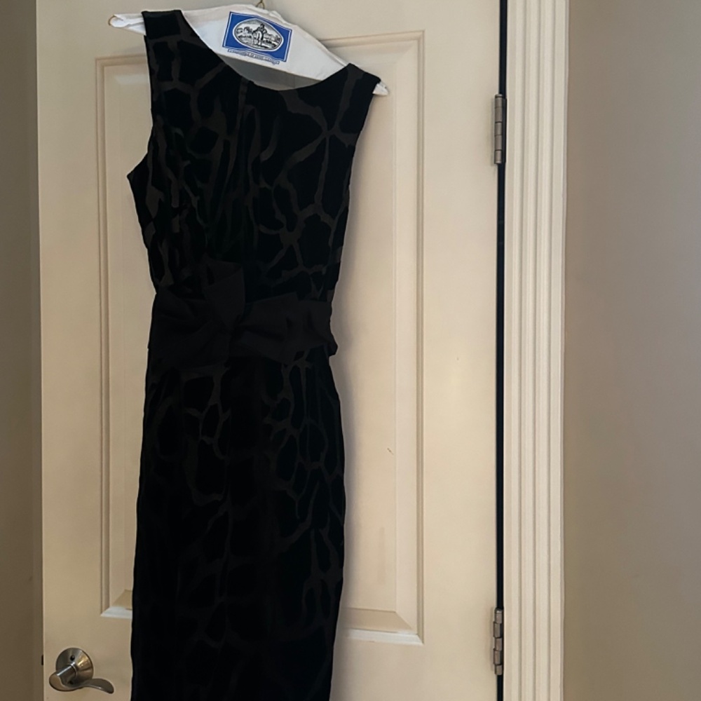 PER SE BY CARLISLE BLACK VELVET COCKTAIL DRESS